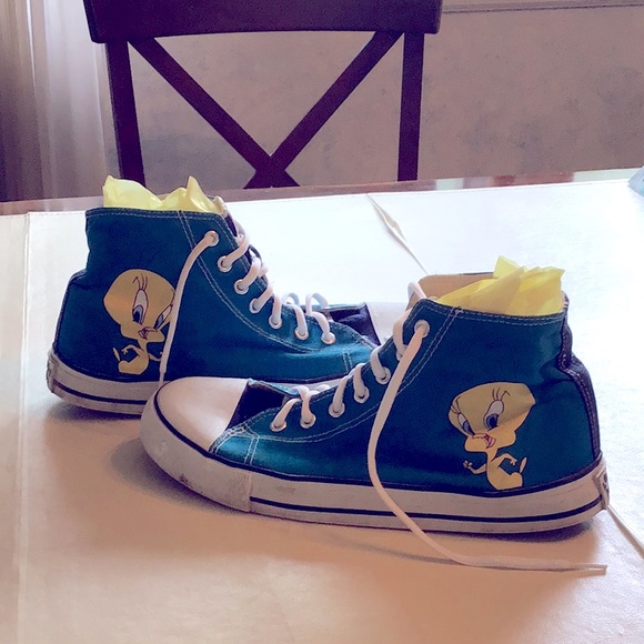 Tweety Bird CONVERSE shoes